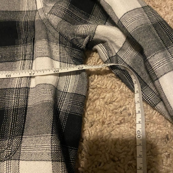 Athleta plaid flannel - Picture 10 of 13